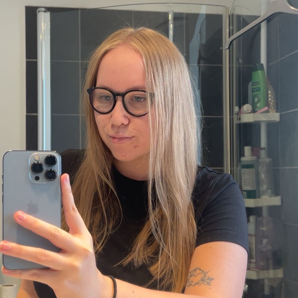 Søger nye veninder og bekendtskaber